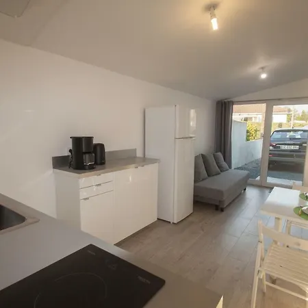 La Patelle Apartment *